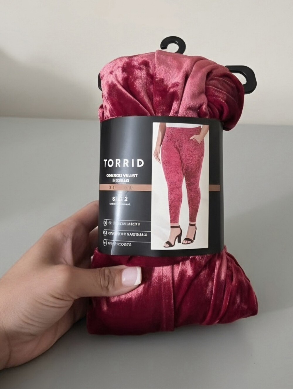 NWT Torrid Rhubarb Crushed Velvet Leggings with Pockets Size 2 2X